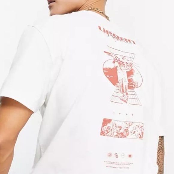 Brand new t shirt in the bag with red graphics on back - Picture 3 of 3